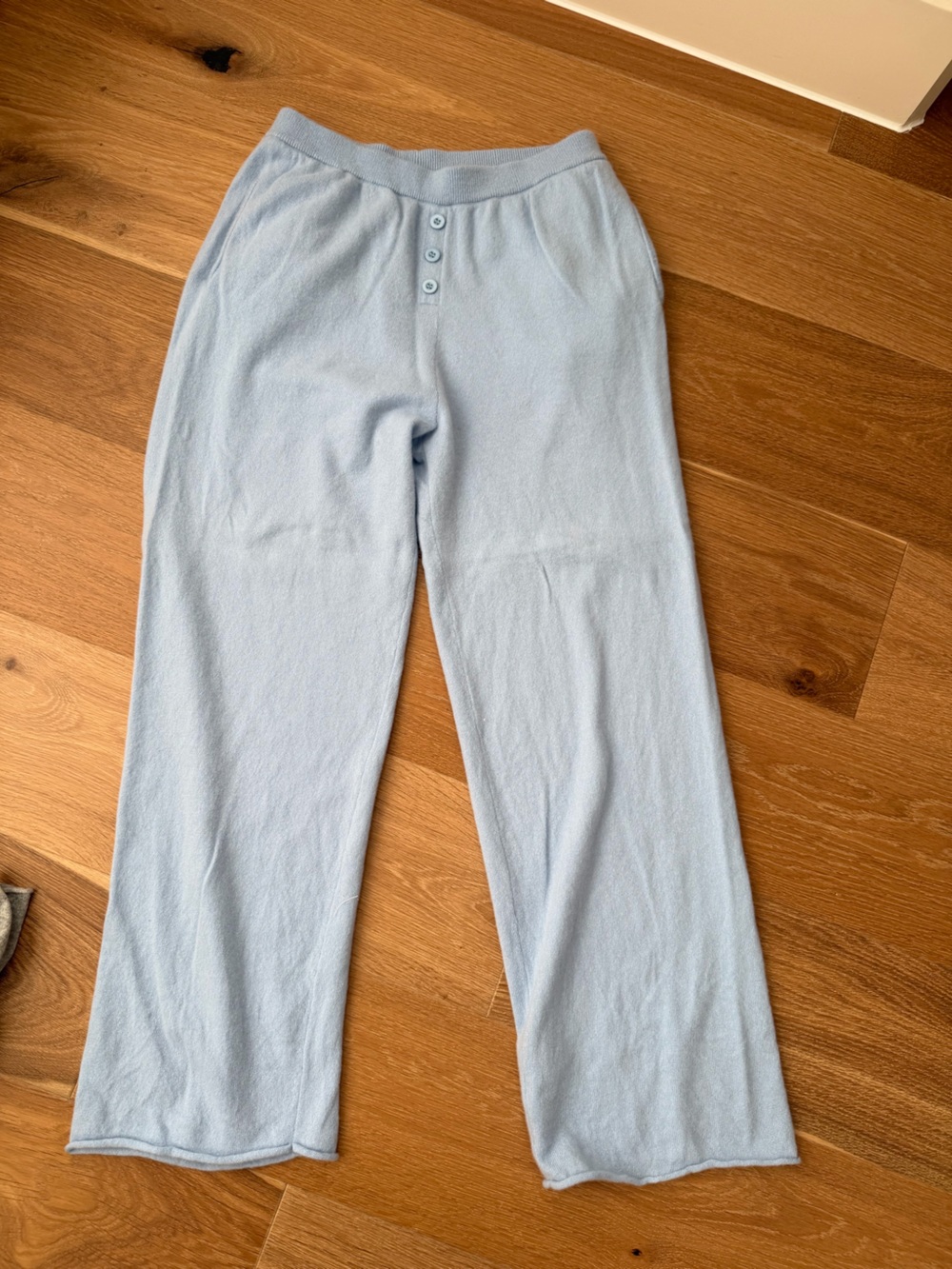 DD cashmere pants